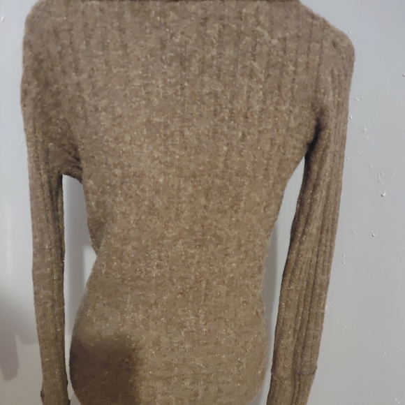 Maurice's Sweater - Picture 4 of 6